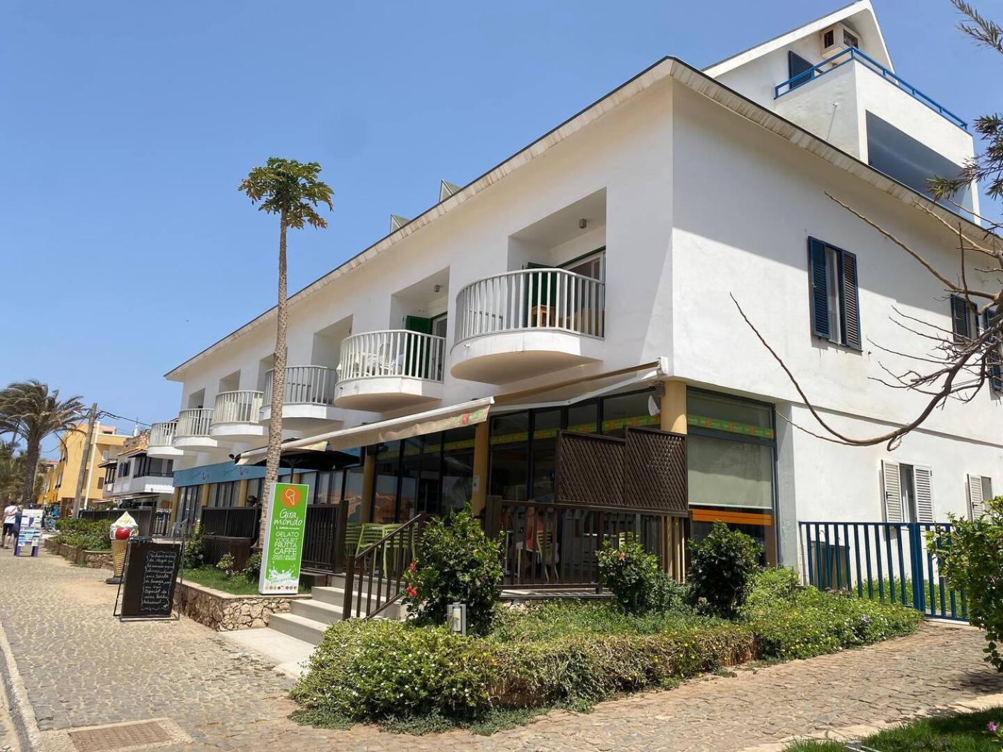 Leme Bedje Two Bedroom - By Bobbywashere Santa Maria Exterior photo