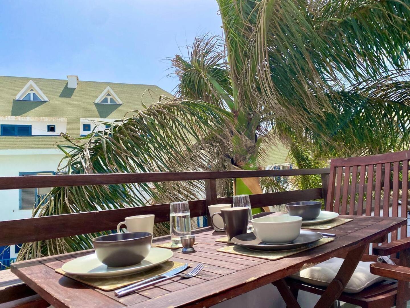 Leme Bedje Two Bedroom - By Bobbywashere Santa Maria Exterior photo