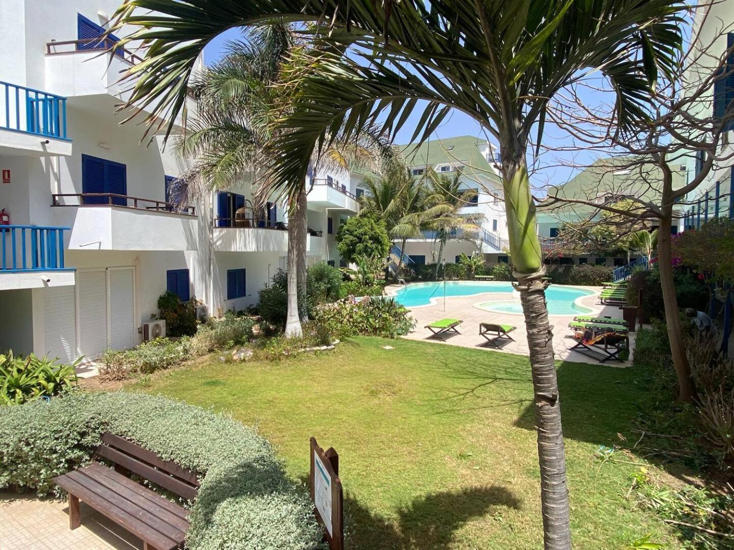Leme Bedje Two Bedroom - By Bobbywashere Santa Maria Exterior photo