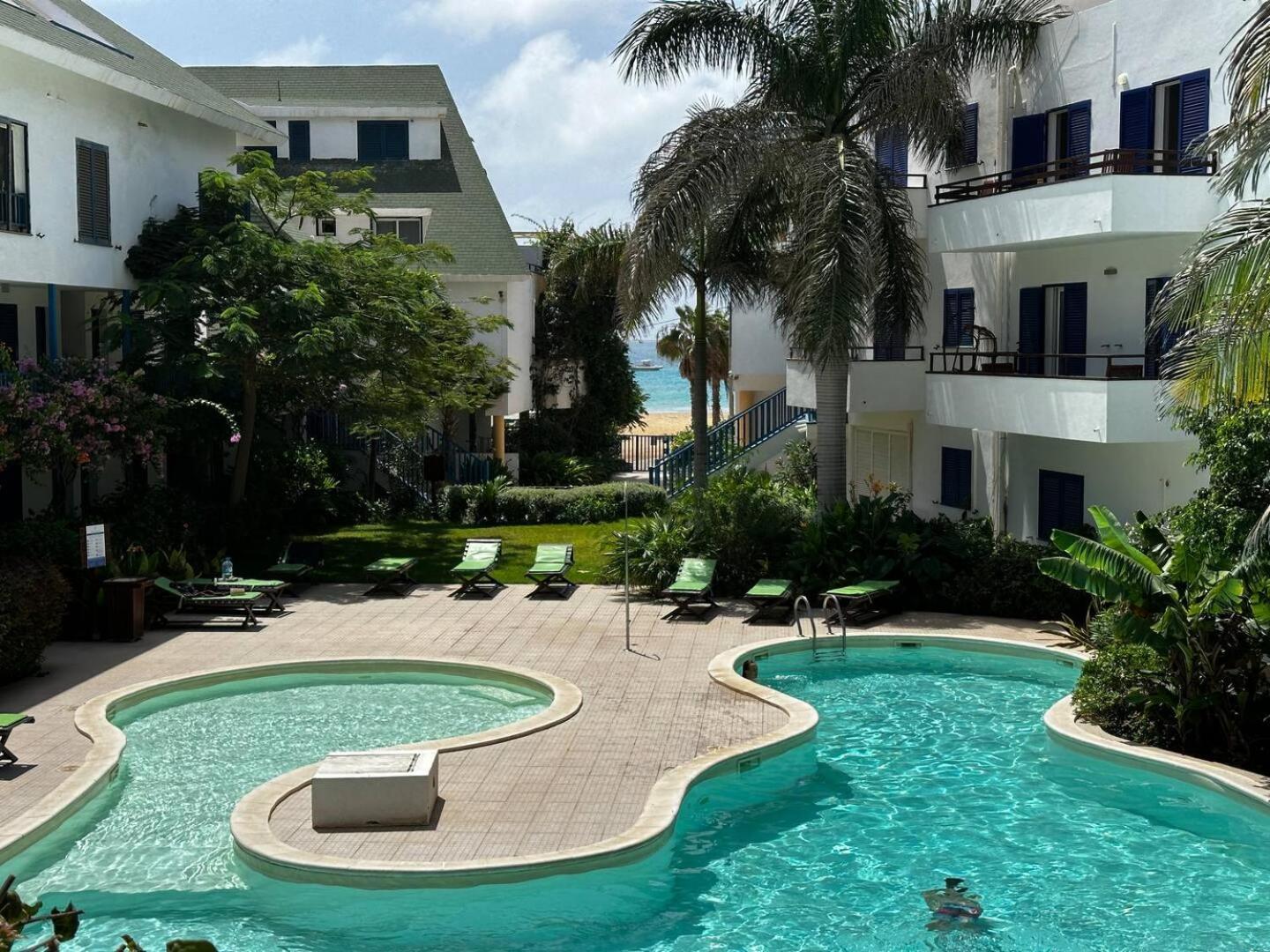 Leme Bedje Two Bedroom - By Bobbywashere Santa Maria Exterior photo