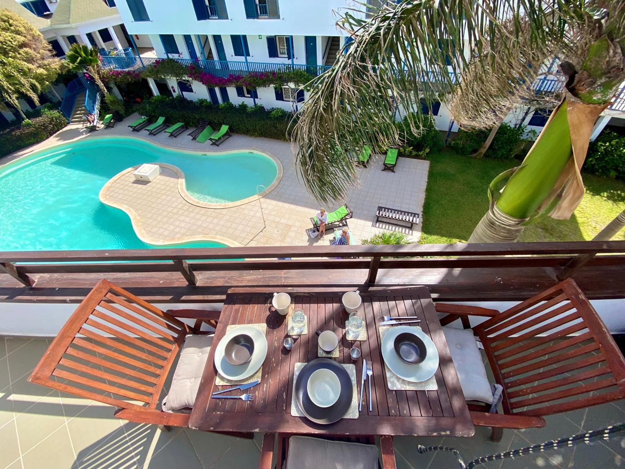 Leme Bedje Two Bedroom - By Bobbywashere Santa Maria Exterior photo