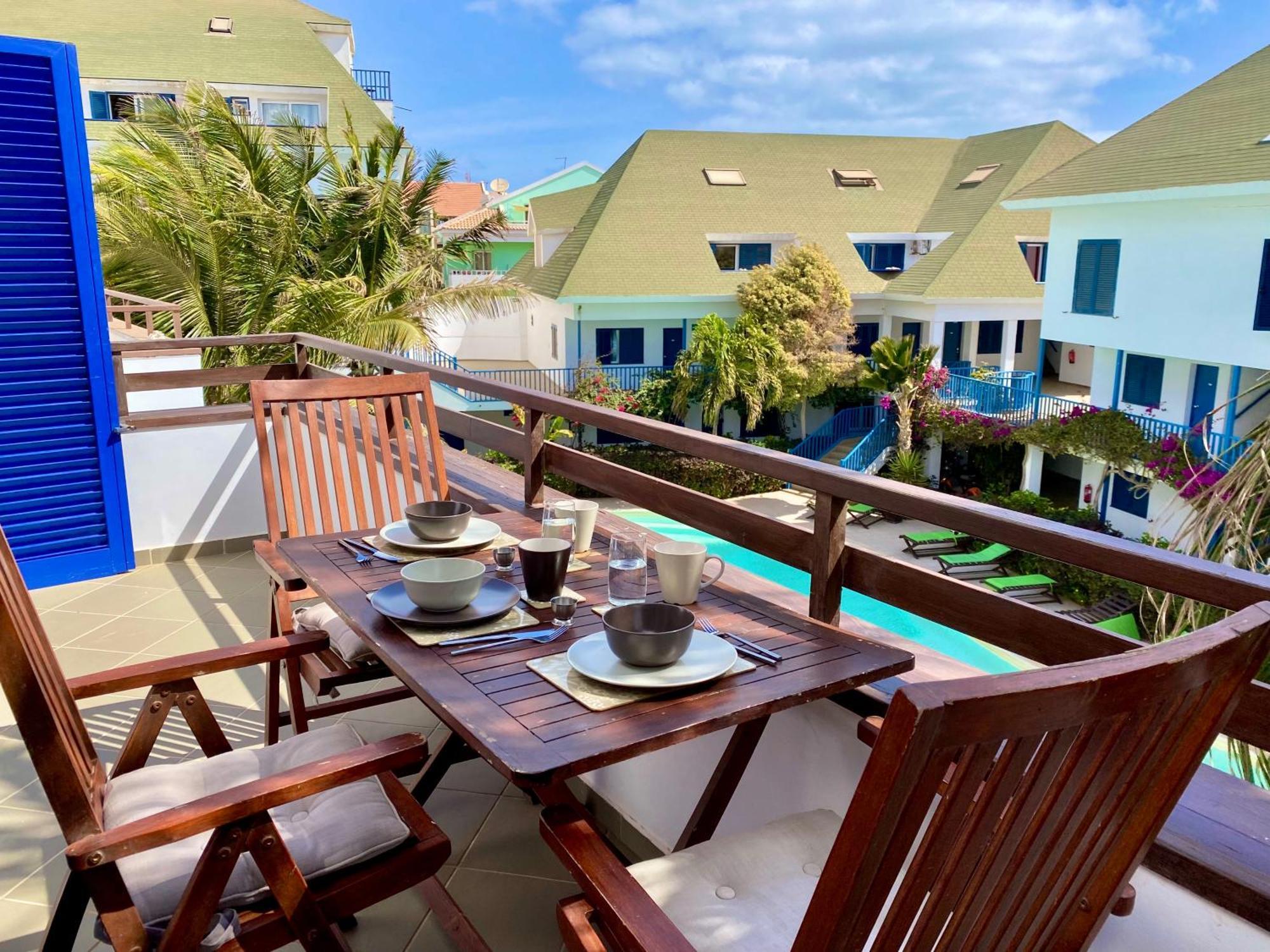 Leme Bedje Two Bedroom - By Bobbywashere Santa Maria Exterior photo